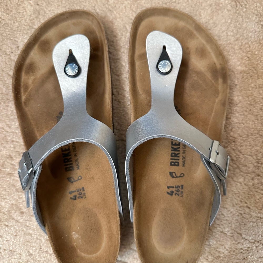 Birkenstock Gizeh Silver Sandals